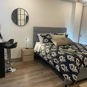 Movistar Arena/ Campin Y Galerias Apartamento